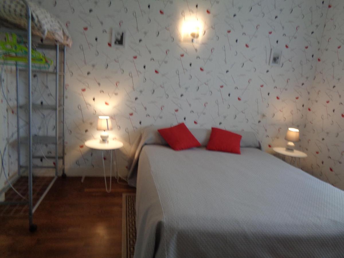 Chambre D'Hote Понторсон Екстериор снимка