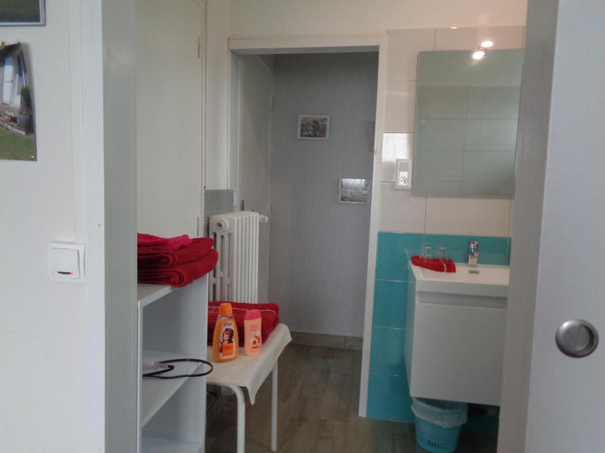 Chambre D'Hote Понторсон Екстериор снимка